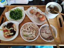 -卓玥国际月子会所(罗山路店)