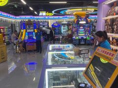 -爱玩嘉年华(龙湖曲江天街店)