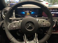 -奔驰上海利星(七宝店)