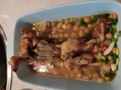 -蛙两只美蛙鱼头火锅(恒茂店)