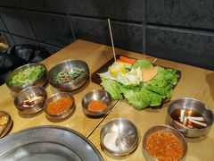 拌生菜-姜虎东白丁烤肉(苏州中心店)