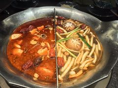 -湊湊火锅·茶憩(打浦桥日月光店)