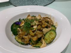 -海派美食·家宴海鲜青岛菜·石锅鲽鱼头(东方城店)
