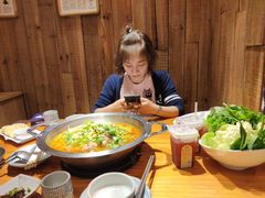 老凯俚酸汤鱼-野山舂·贵州现舂酸汤火锅(鸿通城店)