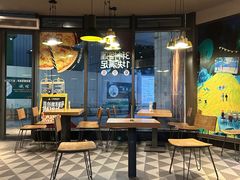 -乐凯撒披萨(东方新世界店)