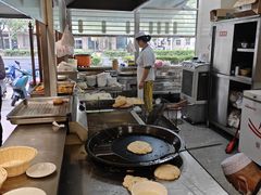 -方中山胡辣汤(大学中路56号院店)