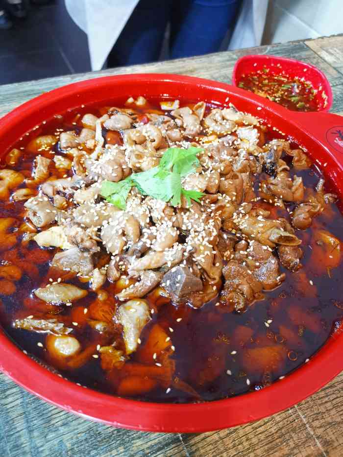 谢彬美味肥肠鸡冷锅串串(太古里总店)-"心心念念半年多的肥肠94,我