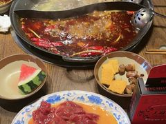 -萍姐火锅·公路夜市(武汉首店)