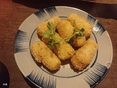 -Cuc Gach Quan Restaurant
