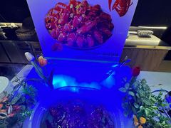 -涨巢·潮玩水疗局