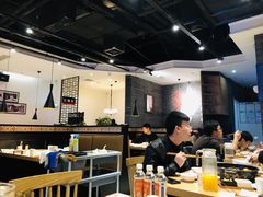 大堂-李子坝梁山鸡(北碚万达五鸡哥店)