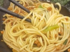 -桥香园过桥米线(国贸店)