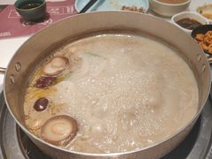 -洪氏嗨捞·猪肚鸡火锅(阳光天地店)