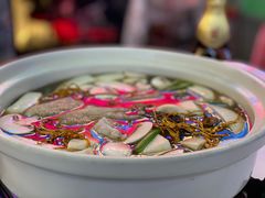 金牌乳鸽羊肚菌汤煲-風林火山烤室·涮肉