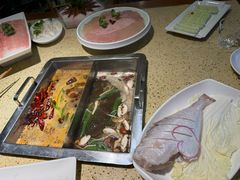 -玛歌庄园火锅(五龙山·熊猫基地店)