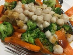 -Isla Sugbu Seafood City