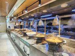-金马门国际美食百汇(珞喻路店)