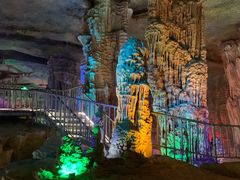 -泰安地下龙宫景区