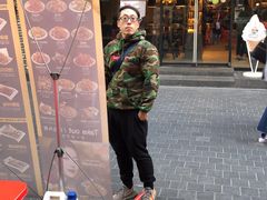 -BHC炸鸡(明洞总店)