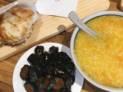 -勤三少肉夹馍(西北路店)