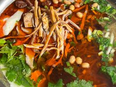 -老五鸡丝豆花面粉(瑞金北路68号院店)