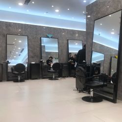 大厅-TONI&GUY
