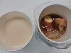 -全家便利店(襄阳南路店)