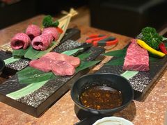 -炼火烤肉店