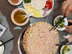 -官塘陈记鱼生·潮汕砂锅粥·牛肉火锅(潮枫路总店)