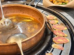 -阿山卓·野生菌火锅·纳西火塘烤肉