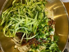 -聚合鑫东北熏酱熟食麻辣面(长阳店)