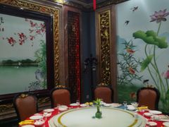 包厢-鹊华居·地道鲁菜·海鲜·融合味(大明湖店)