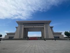 -霍尔果斯国门景区