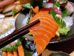 -枝魯枝魯自助料理