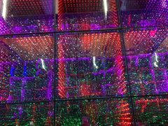 -上海梵高星空艺术馆(南京路旗舰店)