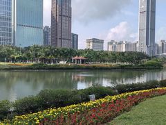-万绿园