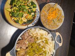 -鼎牛牛炖锅·烤串(温泉路店)