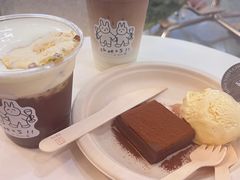 -HUGS coffee(东区店)