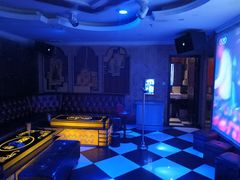 -钱莊Party连锁KTV(黄江星光城店)