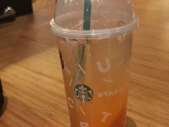 -星巴克臻选(国贸商城首店)