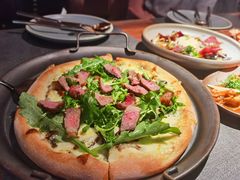 黑松露菌菇牛肉薄脆披萨-West10 西拾·西餐厅·创意菜(未来科技城店)