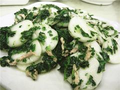 荠菜肉丝年糕-小实惠嘉(威海路店)