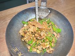 -费大厨辣椒炒肉(万家丽一店)