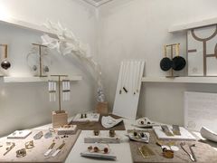 -LADY FAFA(巨鹿路陕西南路路口店)