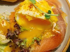 烟熏三文鱼班尼迪蛋-BE BRIGHT KITCHEN(正佳广场店)