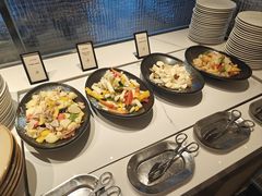 -深圳国际会展中心希尔顿酒店(前海华发冰雪世界店)