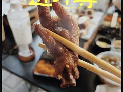 鸡爪-月半小炉焖烤