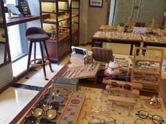 -肆兮眼镜·蔡司·徕卡战略合作店(大坪店)