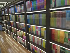 -新华书店(新街口旗舰店)