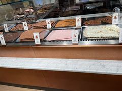 面包甜点陈列柜-Laderach 莱德拉(上海环贸iapm店)